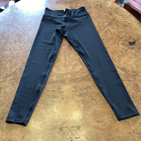 NWOT Tentree Leggings - Picture 2 of 6